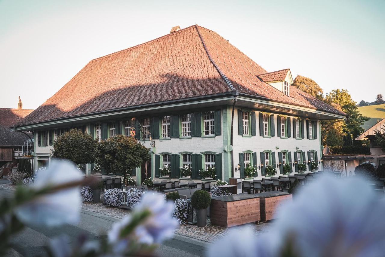 Romantik Hotel Baeren Duerrenroth Bagian luar foto