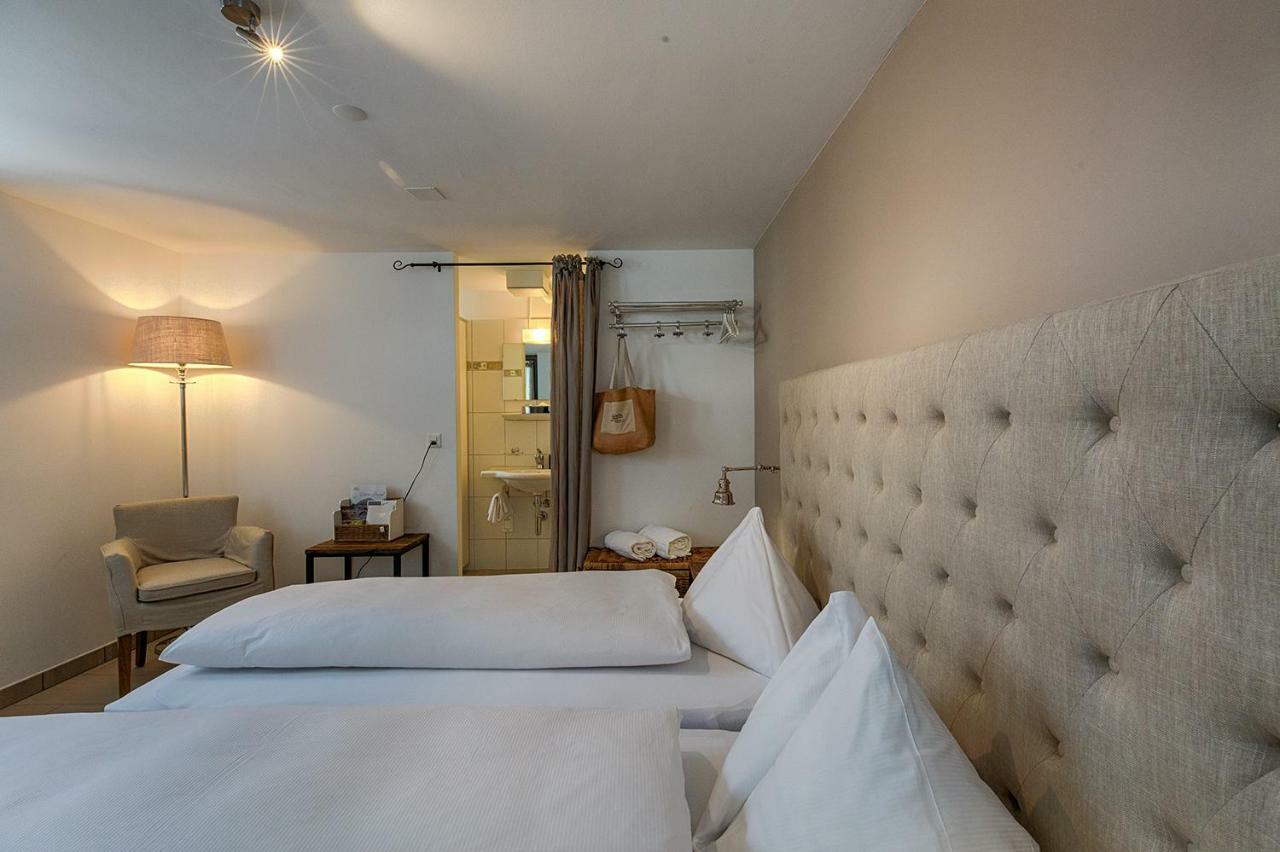 Romantik Hotel Baeren Duerrenroth Bagian luar foto