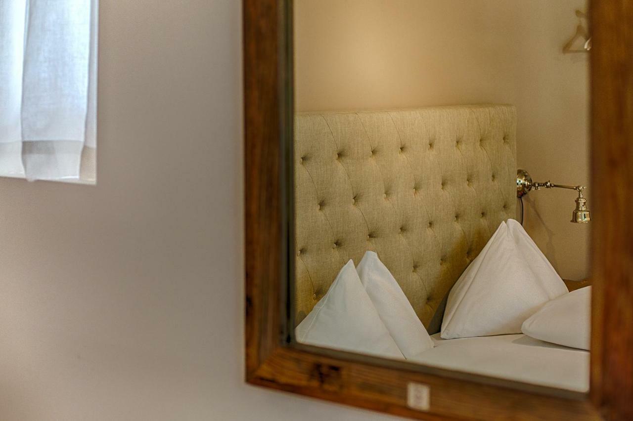Romantik Hotel Baeren Duerrenroth Bagian luar foto